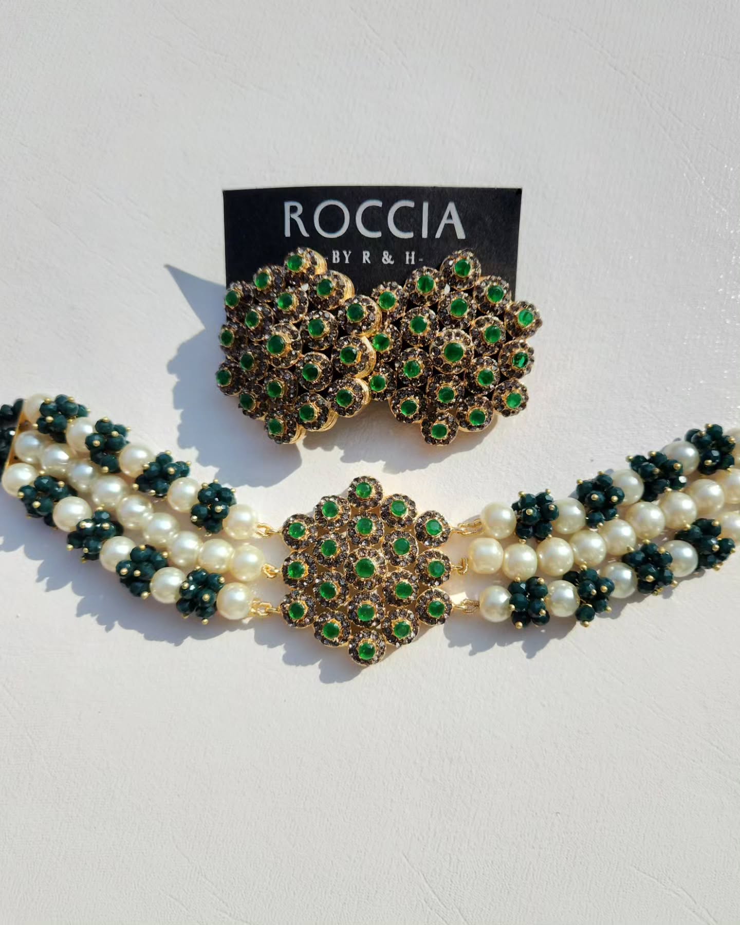 408510922_672263534895819_412194107836904011_n_18245862127238137 zircon Chowker Set-058 - Image 1