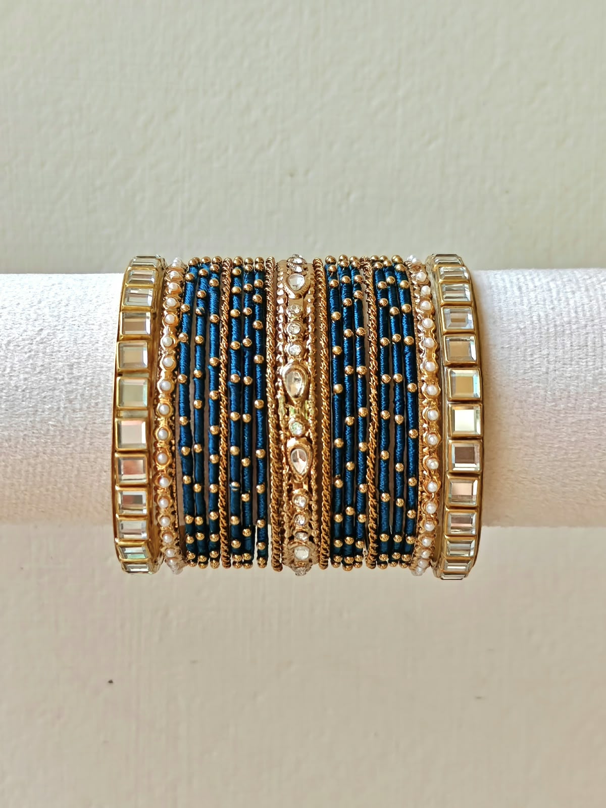 WhatsApp Image 2026-10-21 at 07.00.02 Kundan Bangles Set - 049 - Image 1